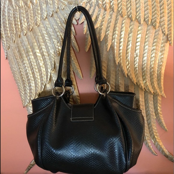 Purses - Picture 2 of 4